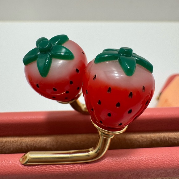 COACH Nora Kisslock Crossbody With Strawberry 🍓Leather Gold/Faded Blush/Taffy - Picture 3 of 16